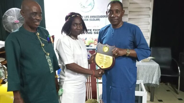 Thanksgiving, Covenant With God, Says Cleric As GLOLAM Lifts Light Of Gratitude In PH