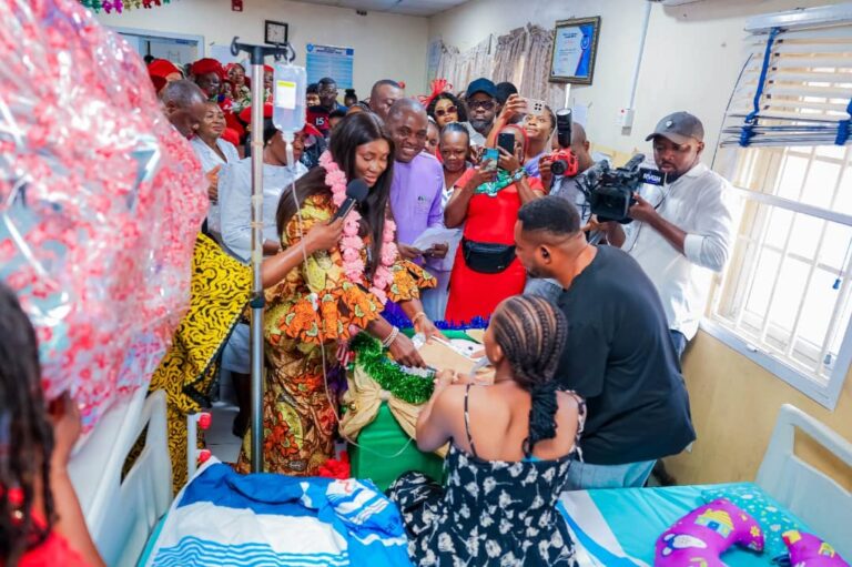 Lady Fubara Marks Christmas With Newborns, Spreads Cheer At PH Motherless Home