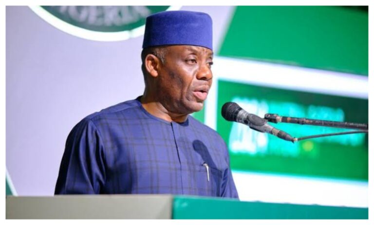FG Outlaws Use Of ‘Dr’ Title By Honorary Degree Holders