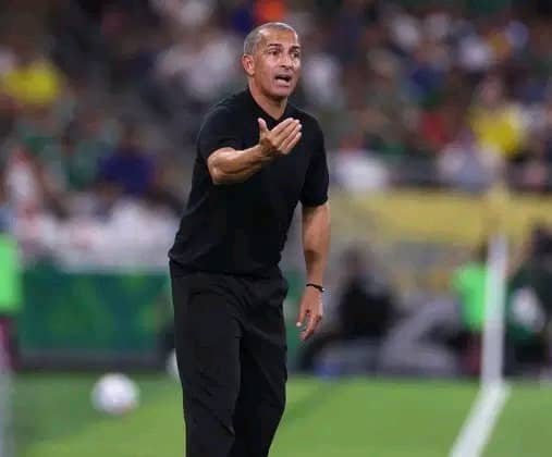 Tunisia Sack Lamouchi After One Match As World Cup Claims First Coaching Casualty